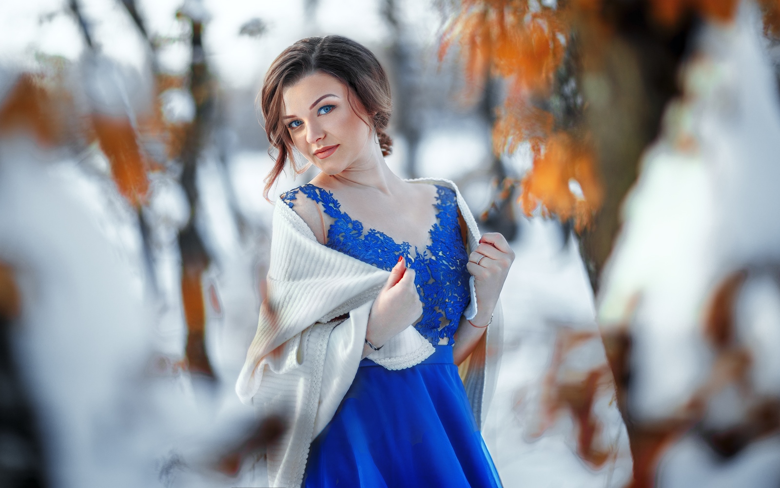 Moni 08 1600px